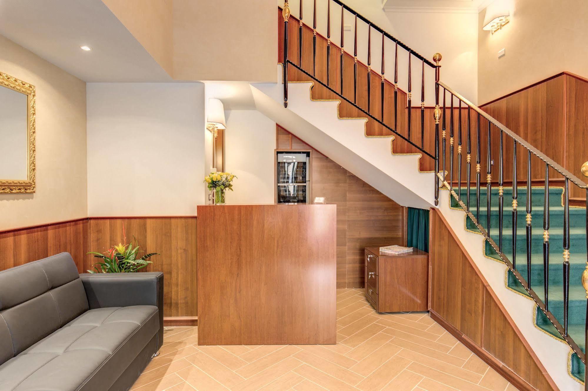 Hotel Flavio 3*